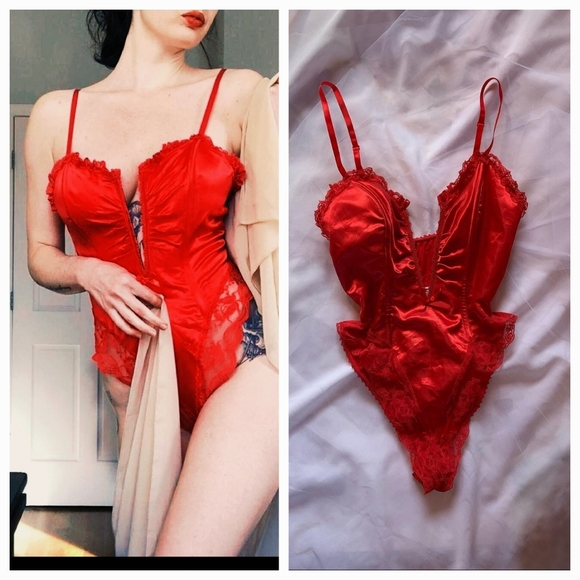 Vintage 1980s Red Teddy Bodysuit by Emil Bole - Picture 2 of 13